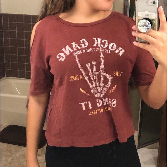 Cold shoulder shirt - Picture 2 of 2